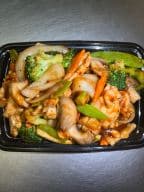 Best Chicken w. Garlic Sauce in West Orange, NJ